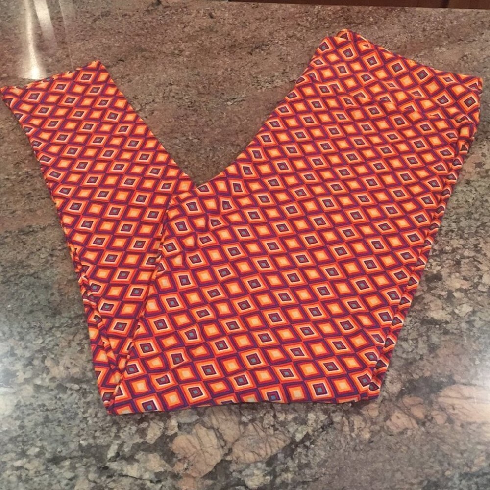 TC NWOT LuLaRoe Leggings AA31‎ 4532